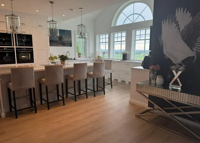 Castillo Вилла Klofta